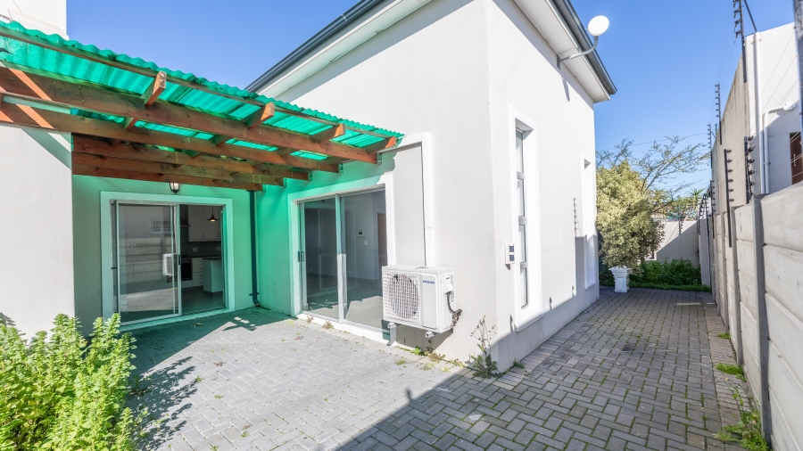 To Let 4 Bedroom Property for Rent in Parklands North Western Cape